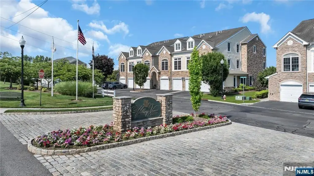 28 Forshee Circle, Montvale