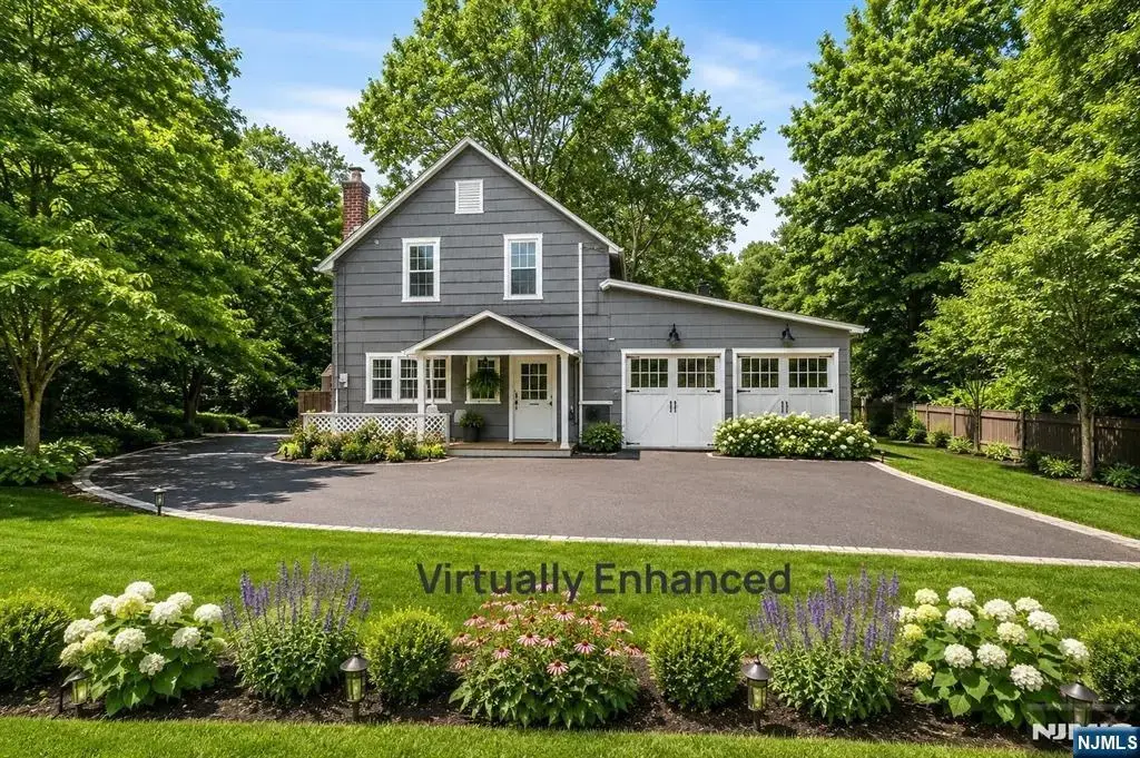 321 Glen Avenue, Ridgewood