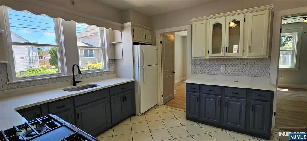 780 6th 1, Secaucus