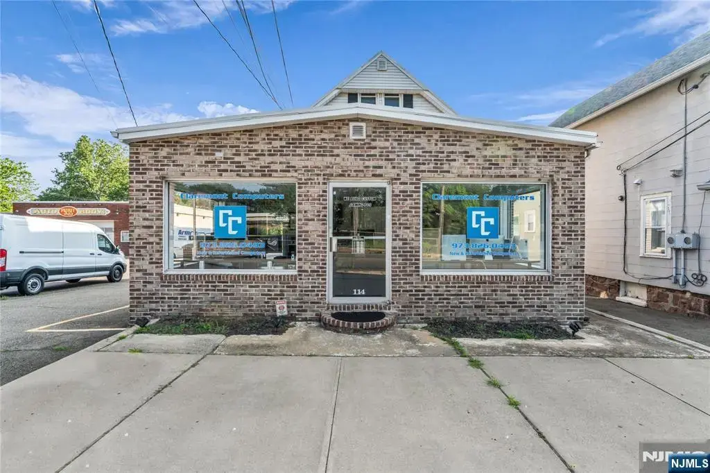 114 E Main Street, Little Falls