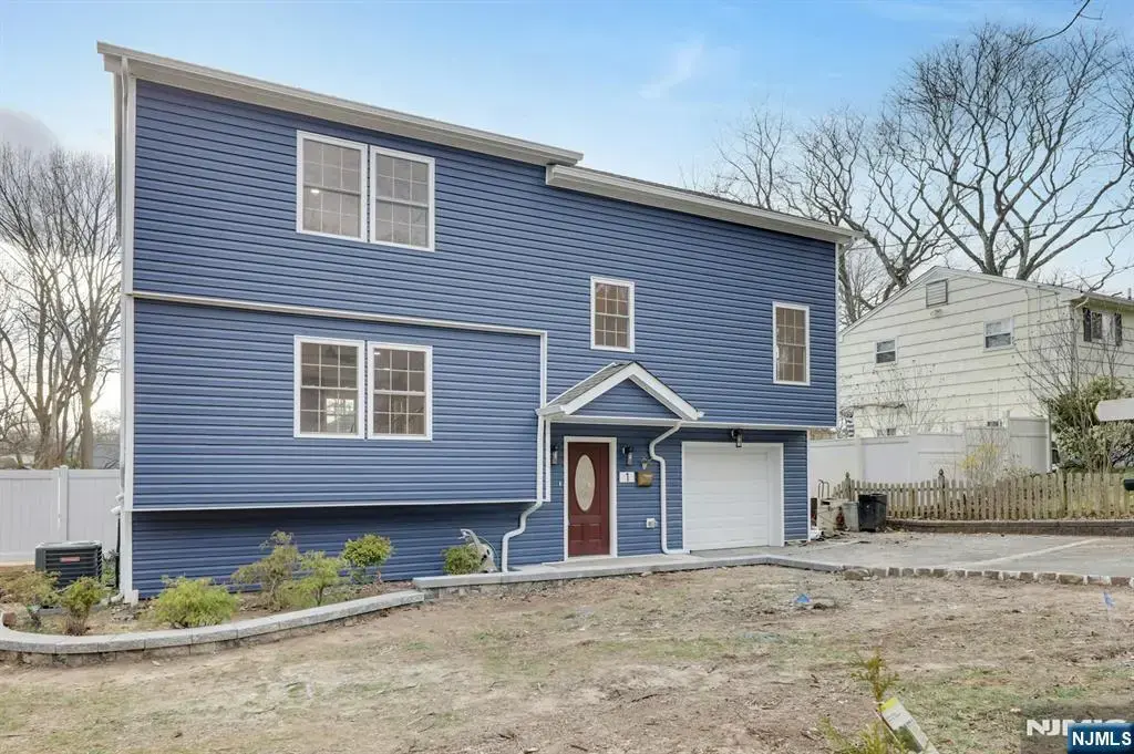 1 Kinderkamack, Hillsdale