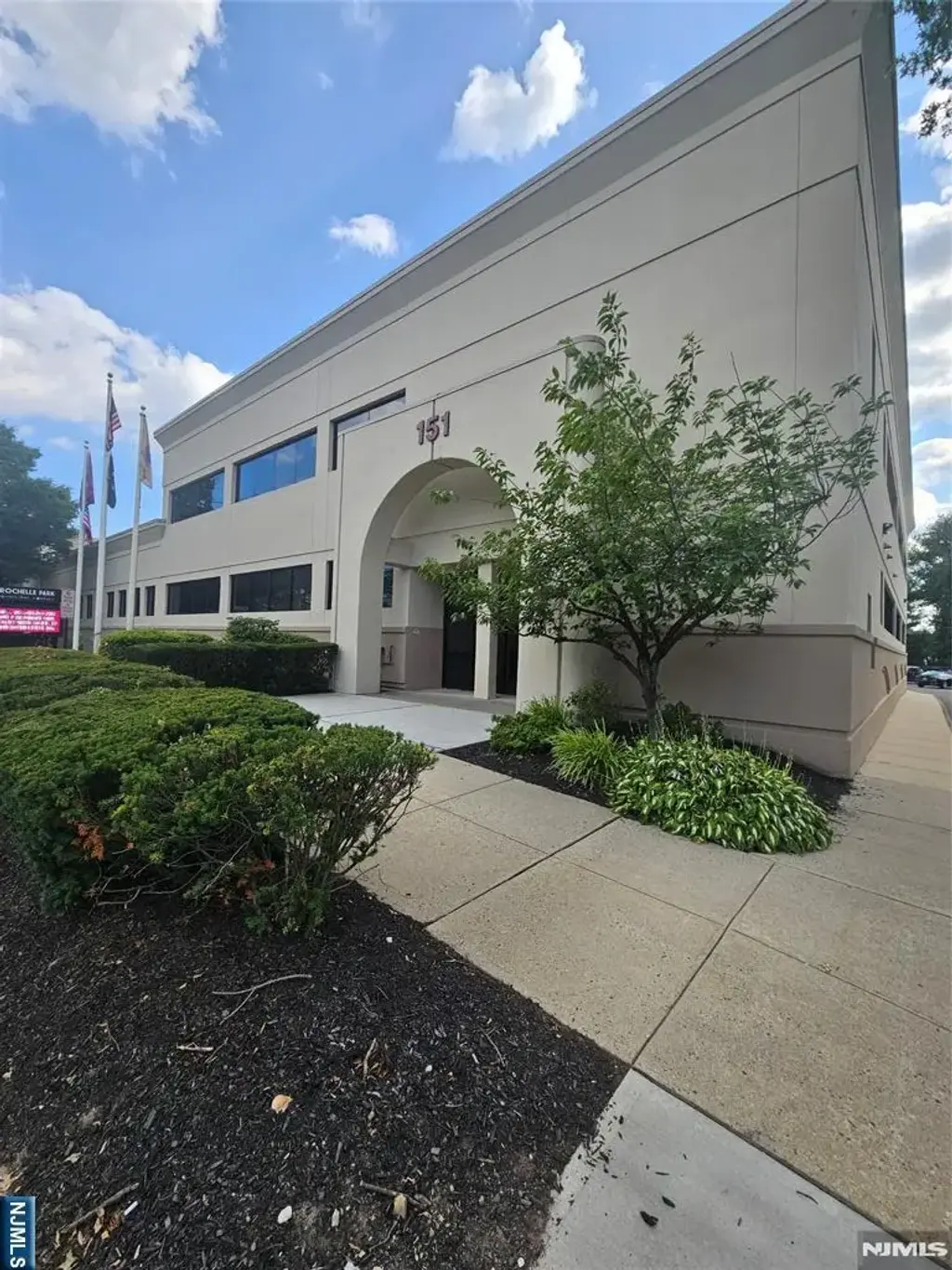 151 W Passaic Street 20, Rochelle Park