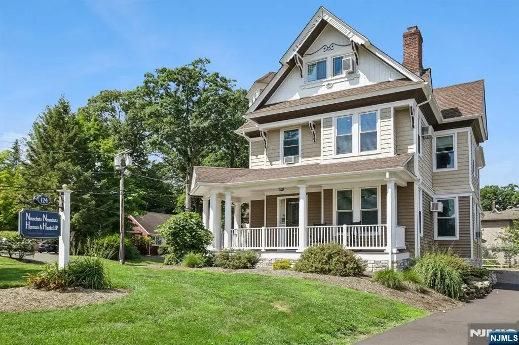 124 Prospect Street, Ridgewood