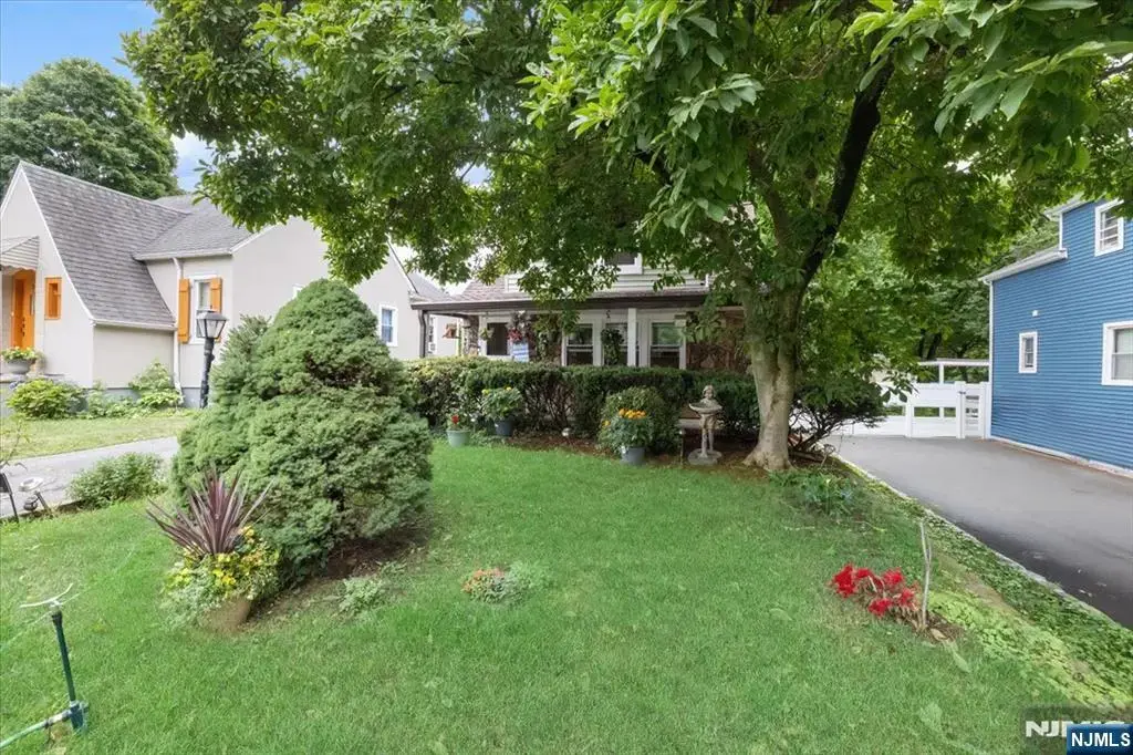 203 Willow Avenue, Hackensack