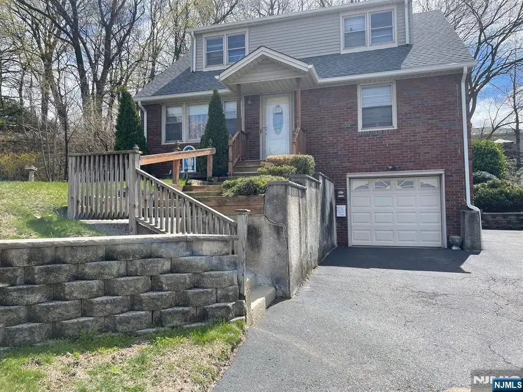 128 Joanne, Garfield