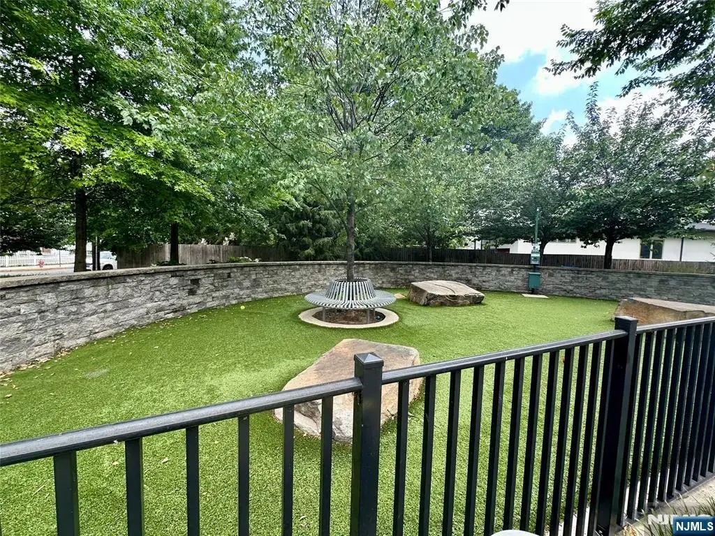 320 Adolphus Avenue 1411, Cliffside Park