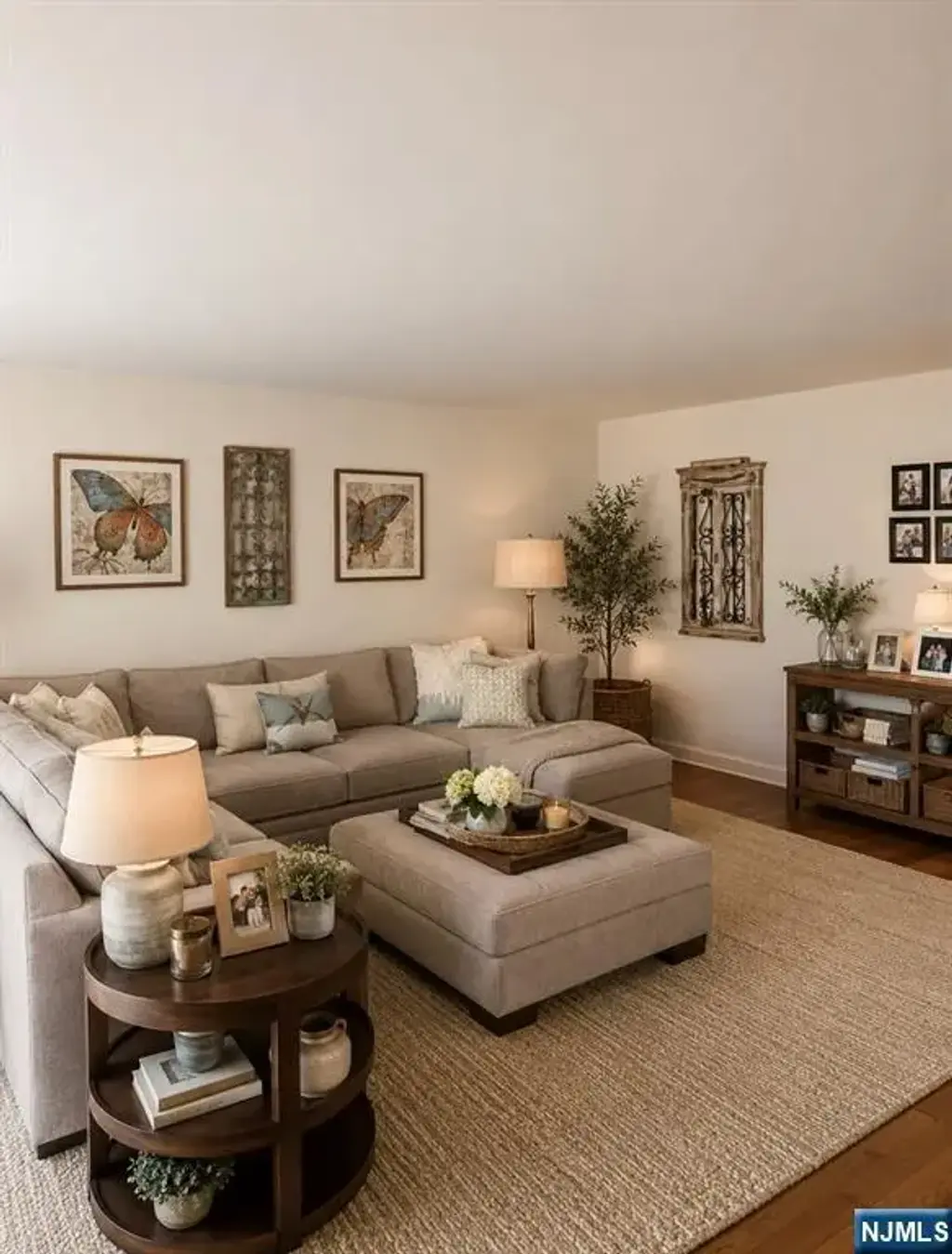565 Grove D-3, Clifton