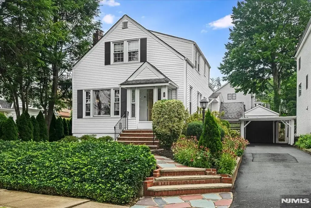189 Mineral Spring, Passaic