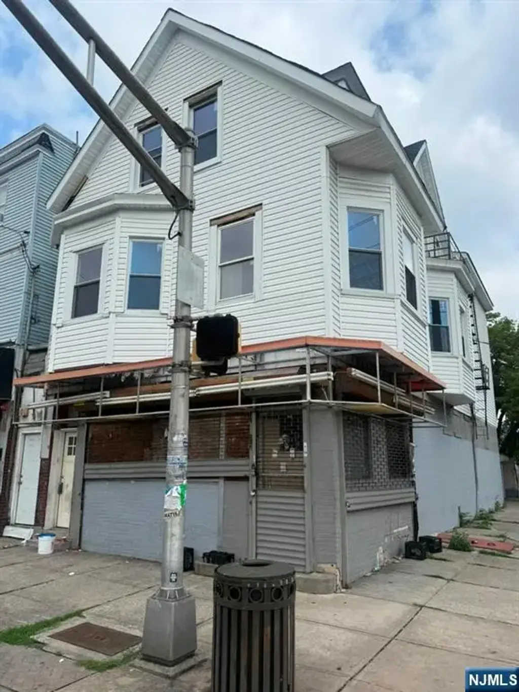 523 Park Avenue, Paterson