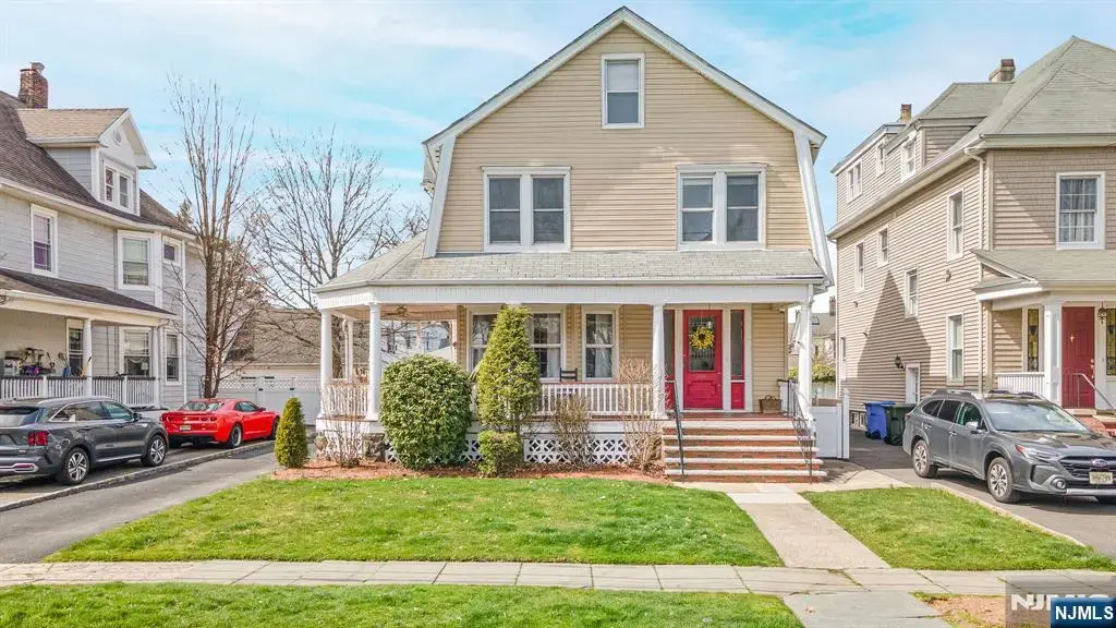 206 Mortimer Avenue, Rutherford