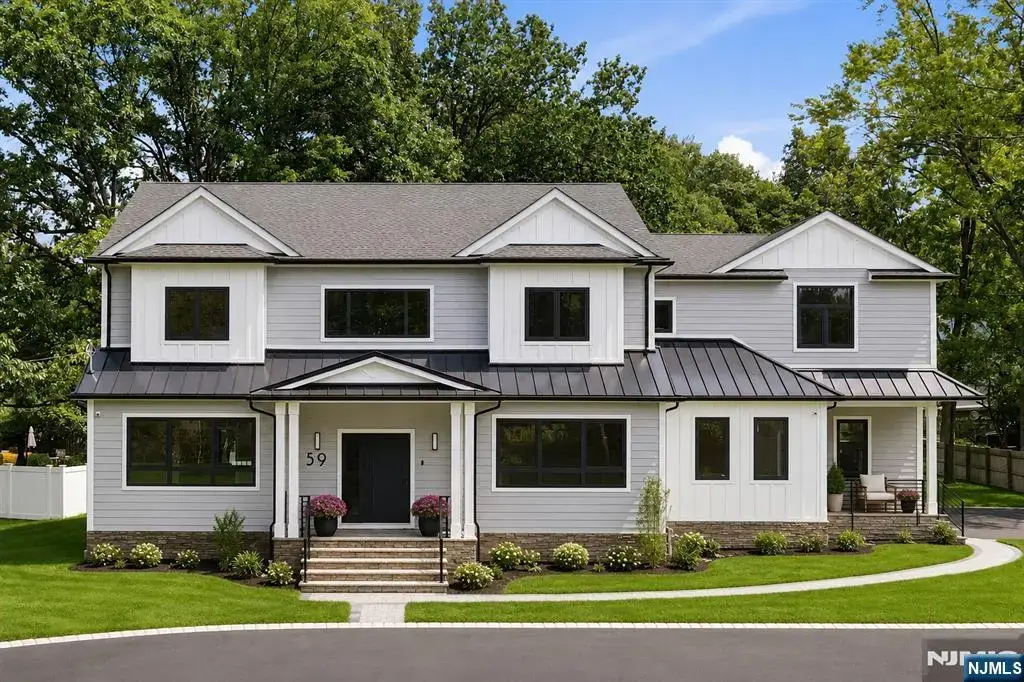 59 Wynnewood Road, Livingston