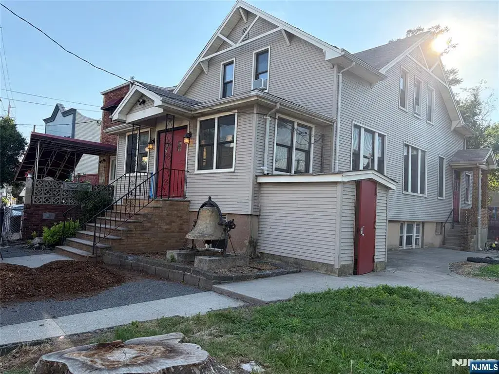 4009 Liberty Avenue, North Bergen