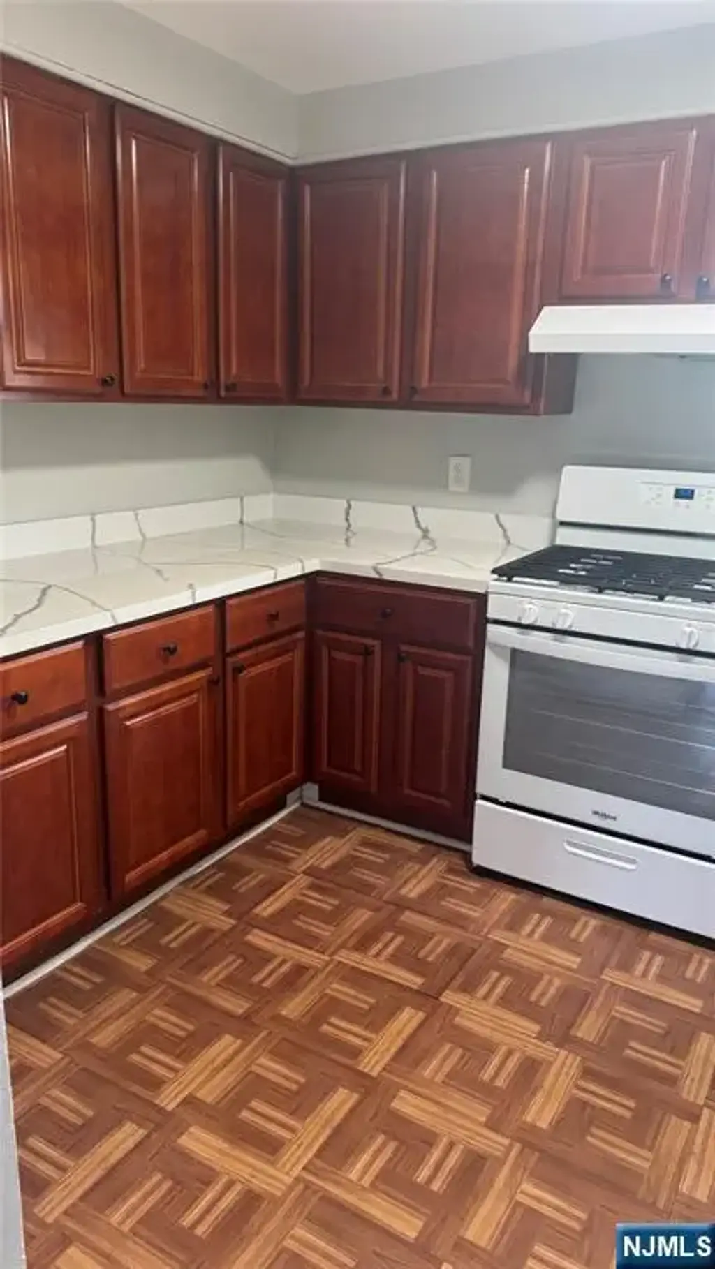 300 Terrace A, Hasbrouck Heights