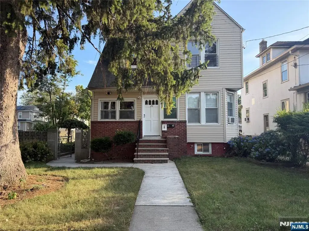 22 Forest, Teaneck