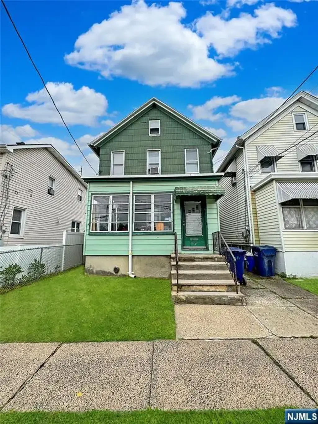 113 Kansas Street, Hackensack