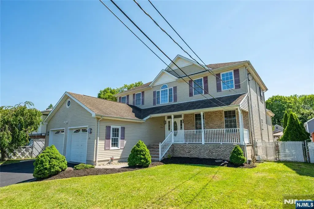 25 Park Place, Little Falls