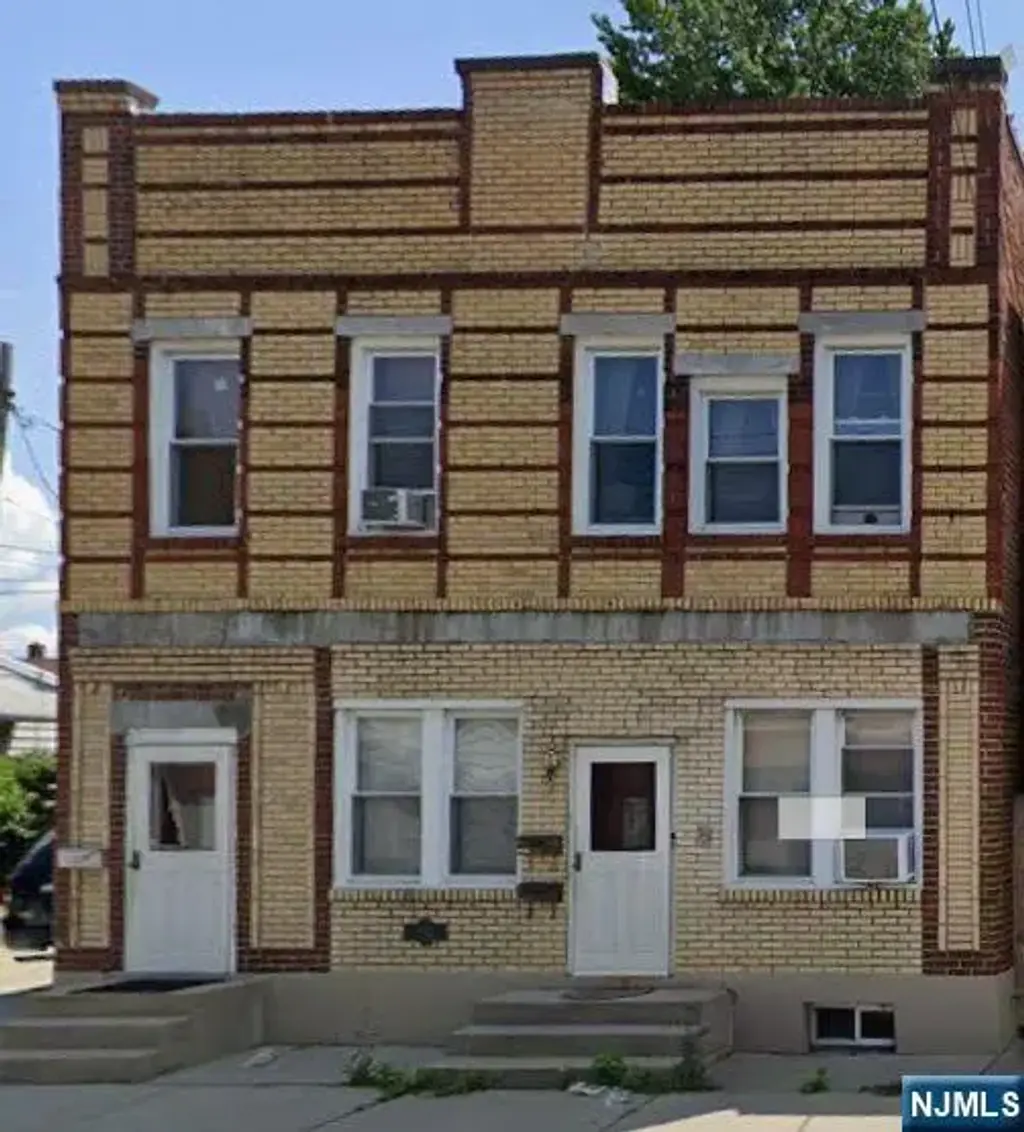 446 Riverside, Lyndhurst