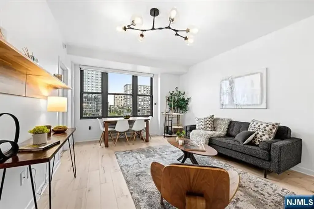 149 Essex Street 5t, Jersey City