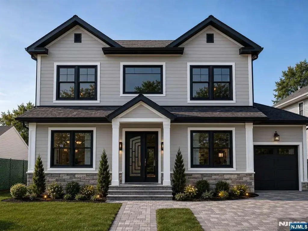 110 Skillman Terrace, Saddle Brook