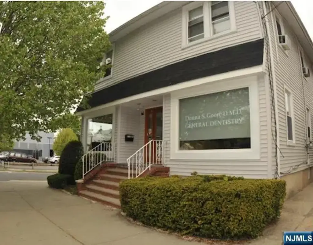 45-47 E Main Street, Bergenfield