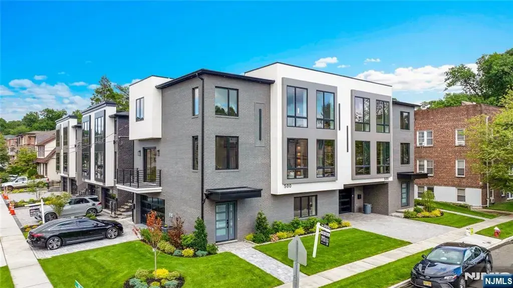 500 2nd A, Palisades Park