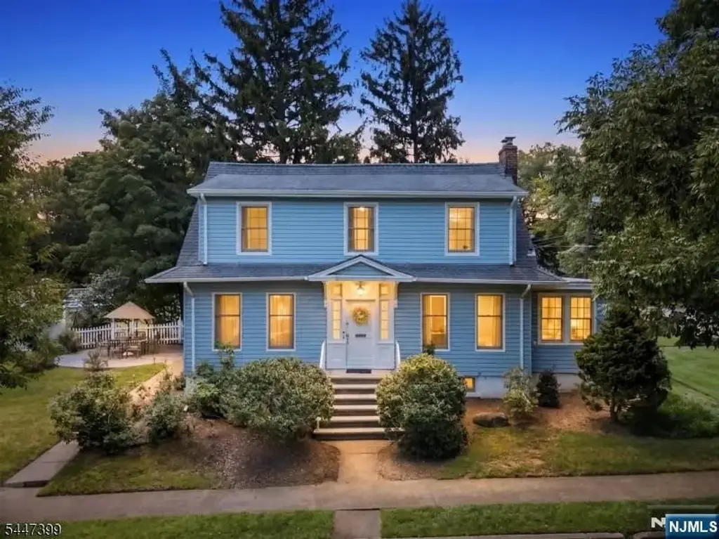 35 Lowell Street, Westwood