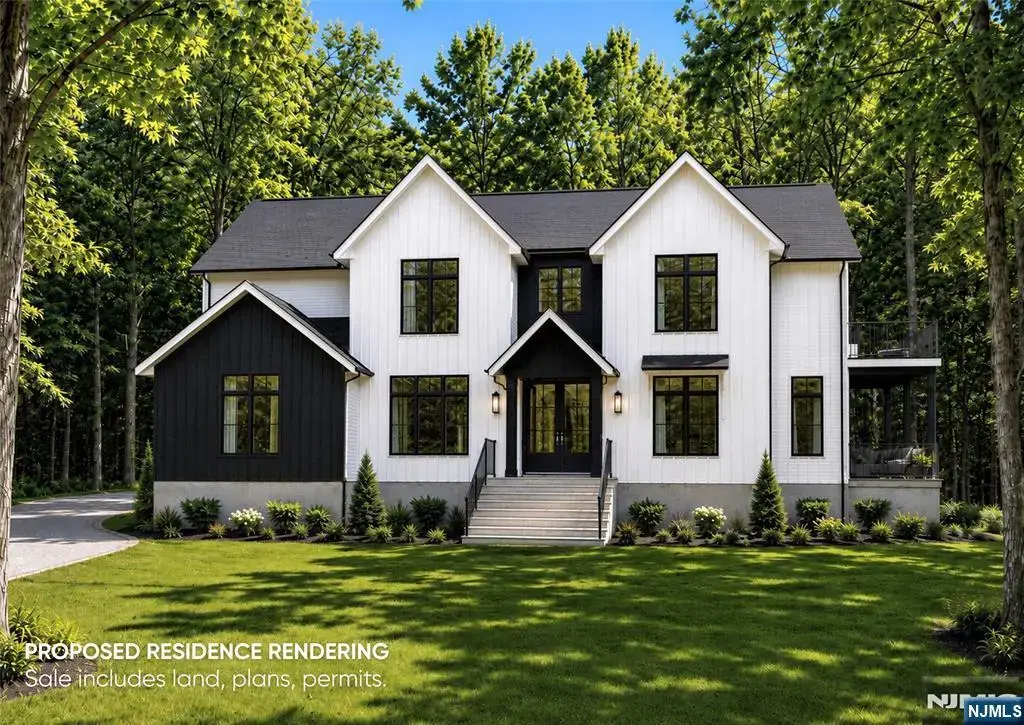 10 Deerfield Drive, Woodcliff Lake