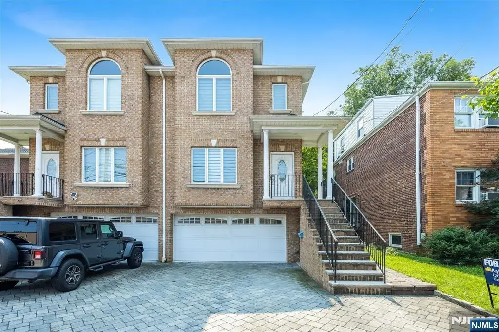270 2nd Street, Palisades Park