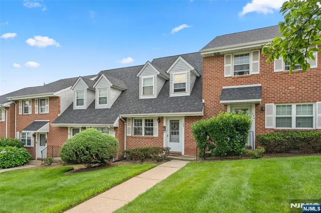 122 Parkview Drive 7, Teaneck
