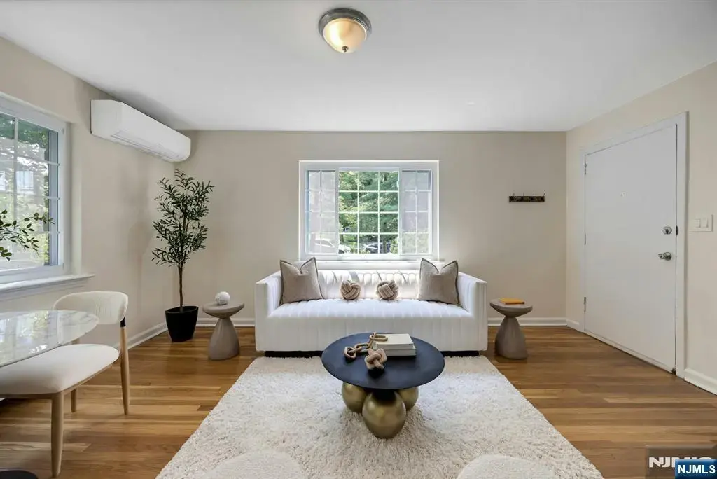 99 Tracey Place 3, Englewood