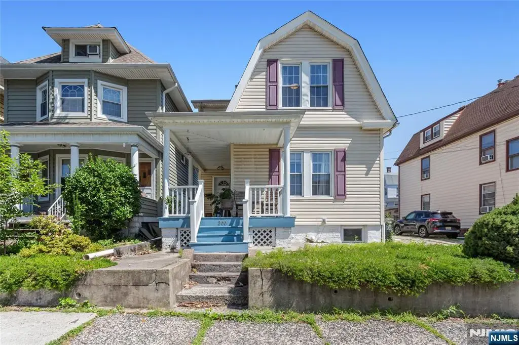 200 Joralemon, Belleville