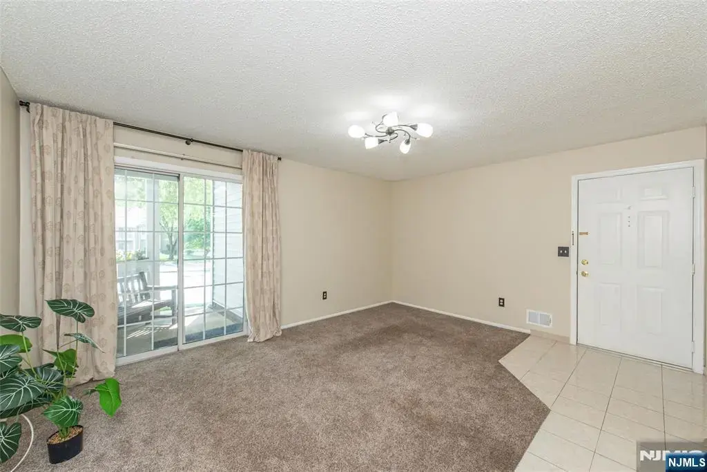 540 Holly, Mahwah