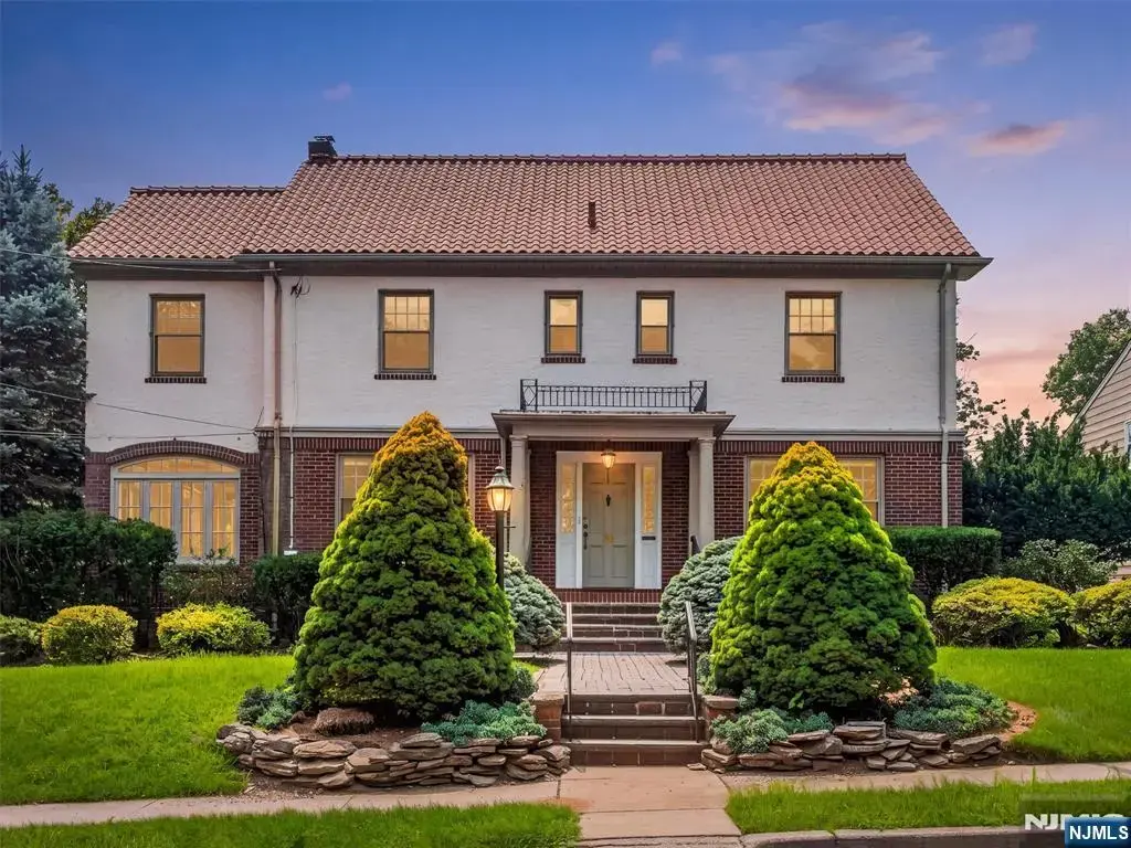 22 Serafin Place, Glen Rock