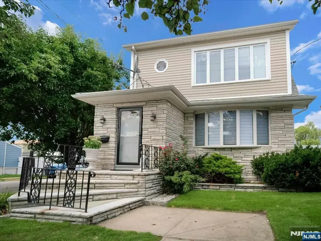 69 Main Avenue, Wallington