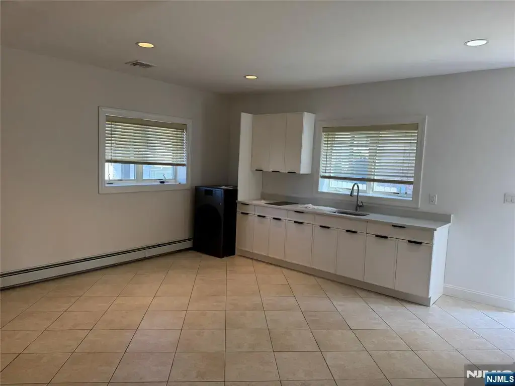 535 7th B, Palisades Park