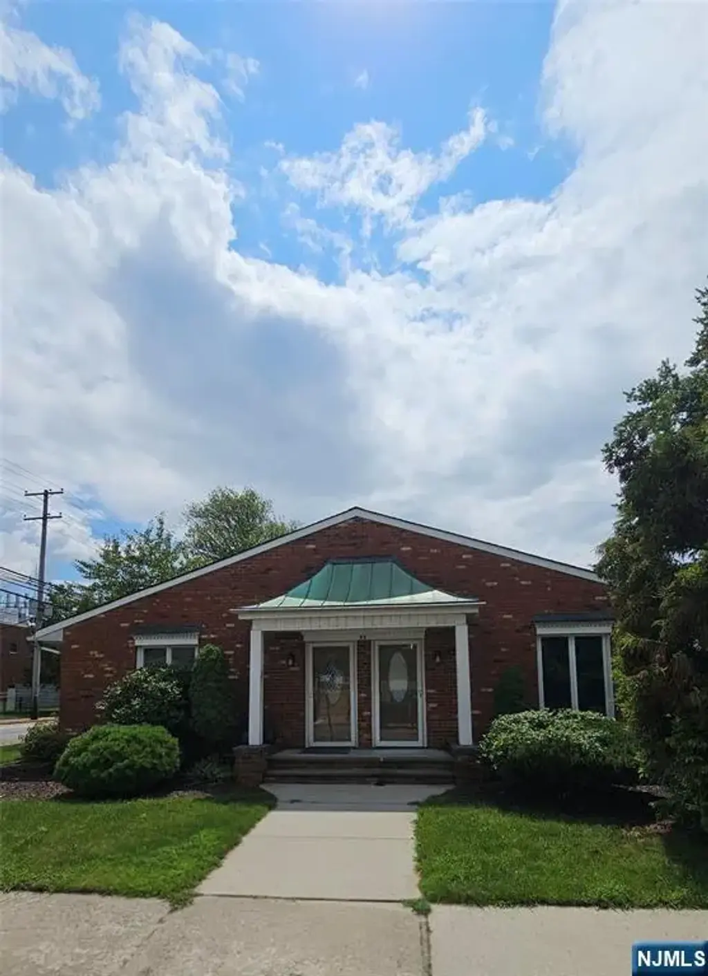 50 Moonachie Road, Moonachie