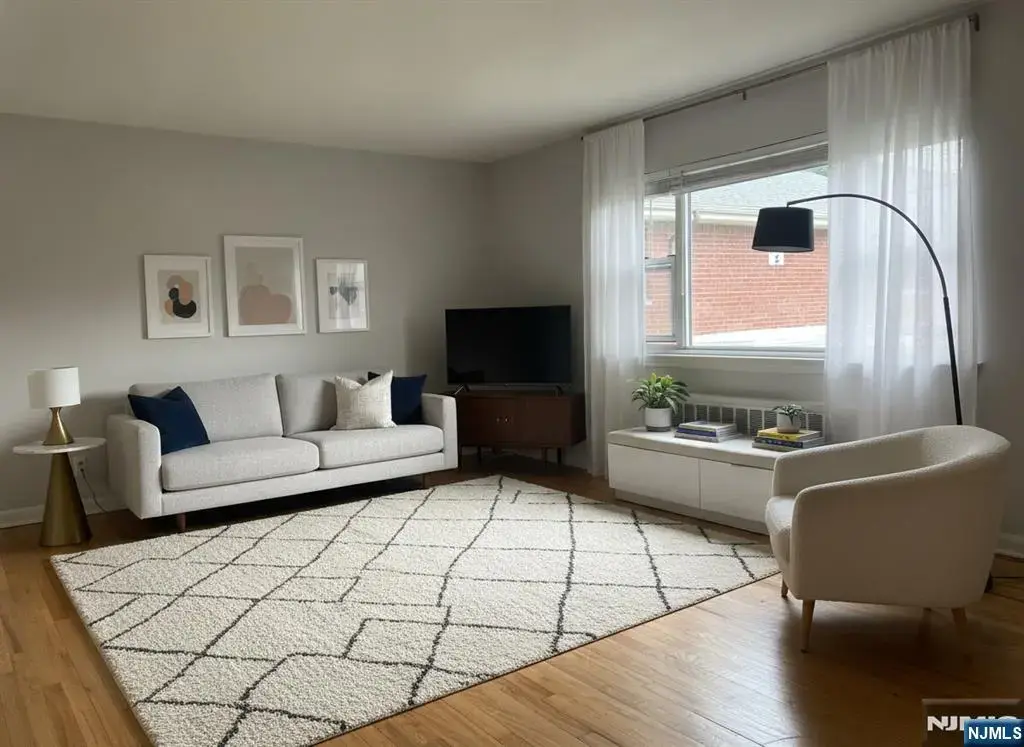 241 Passaic 17b, Rochelle Park