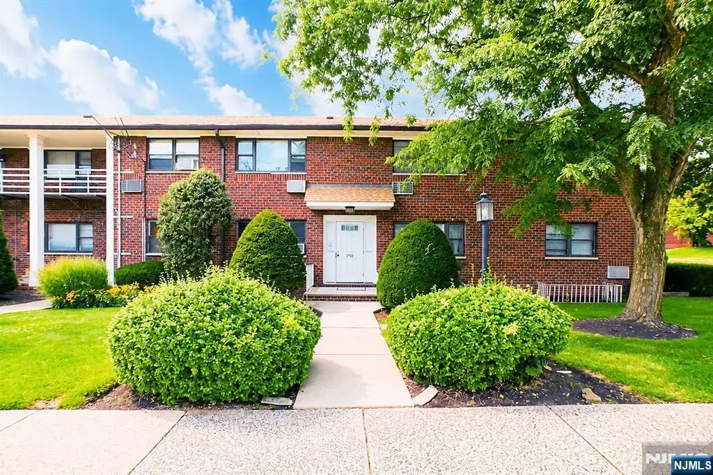 170 Myrtle Avenue A2, Fort Lee