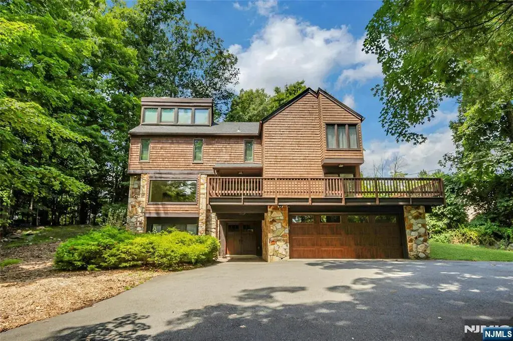 45 Parker, Upper Saddle River