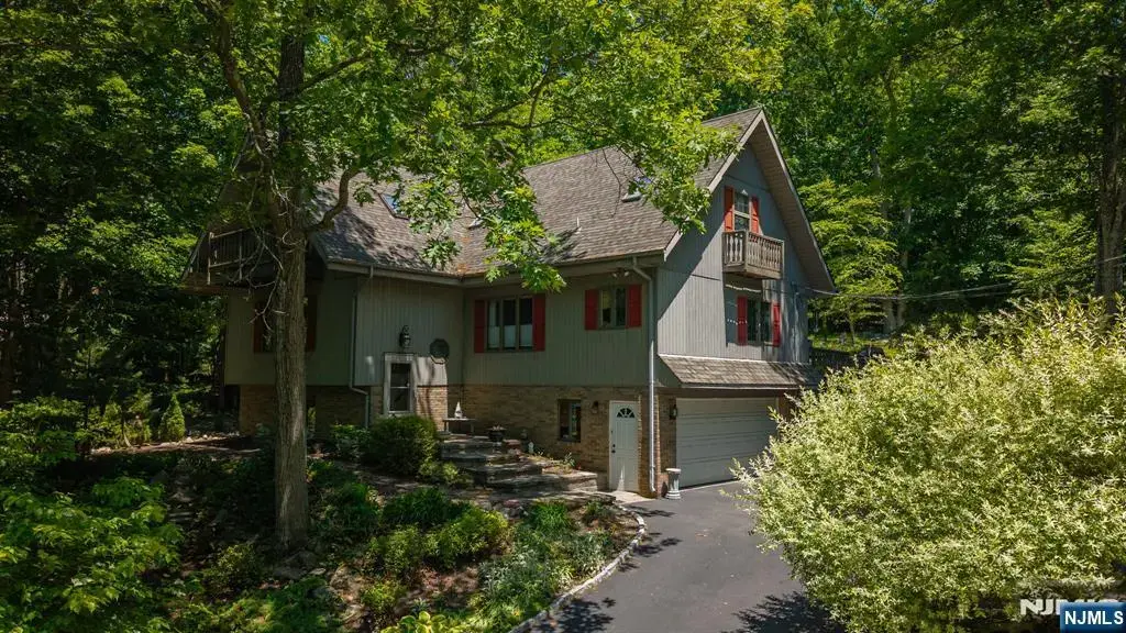 1150 Lakeside Drive, Vernon