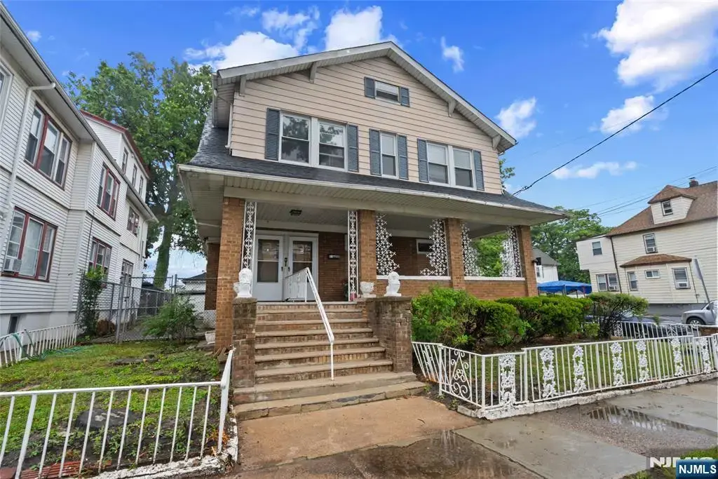 279-281 19th, Paterson