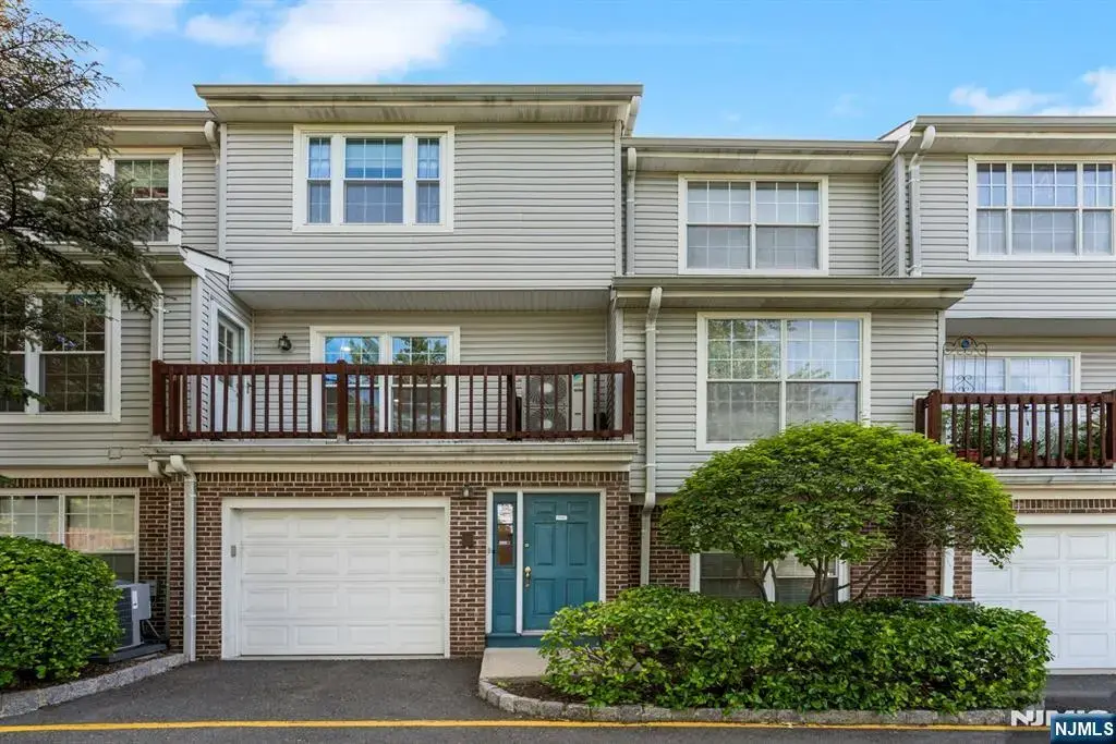 1504 Westgate, Fort Lee