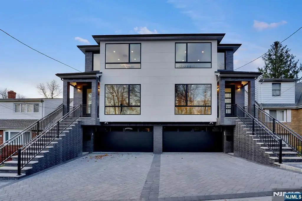529 5th Street A, Palisades Park