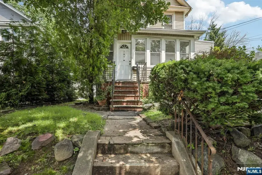 147 Phelps Avenue, Englewood