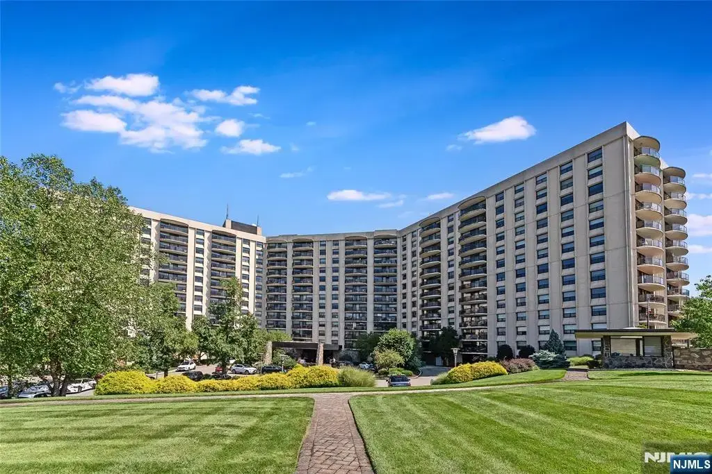 2 Claridge Drive 1ne, Verona