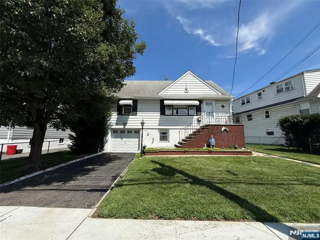 64 Eckel Road, Little Ferry