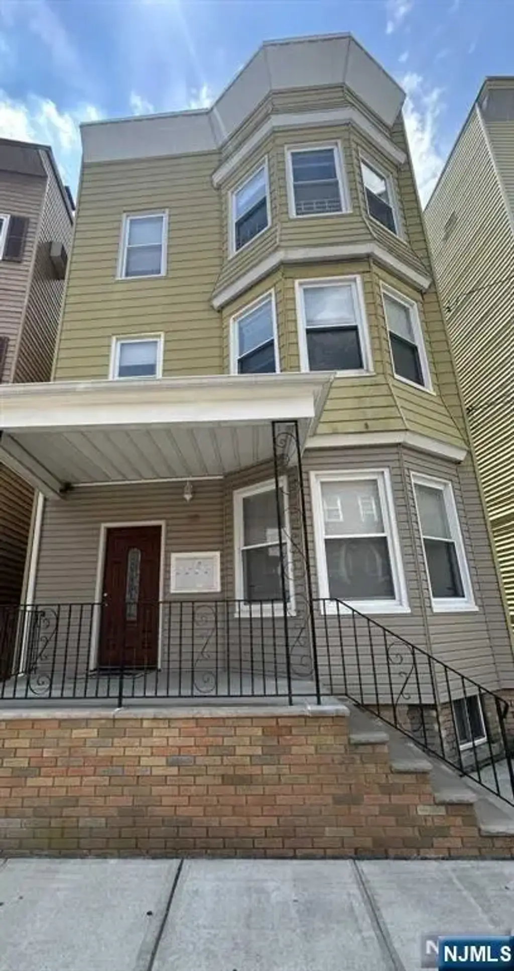 42 Grove 1, Kearny