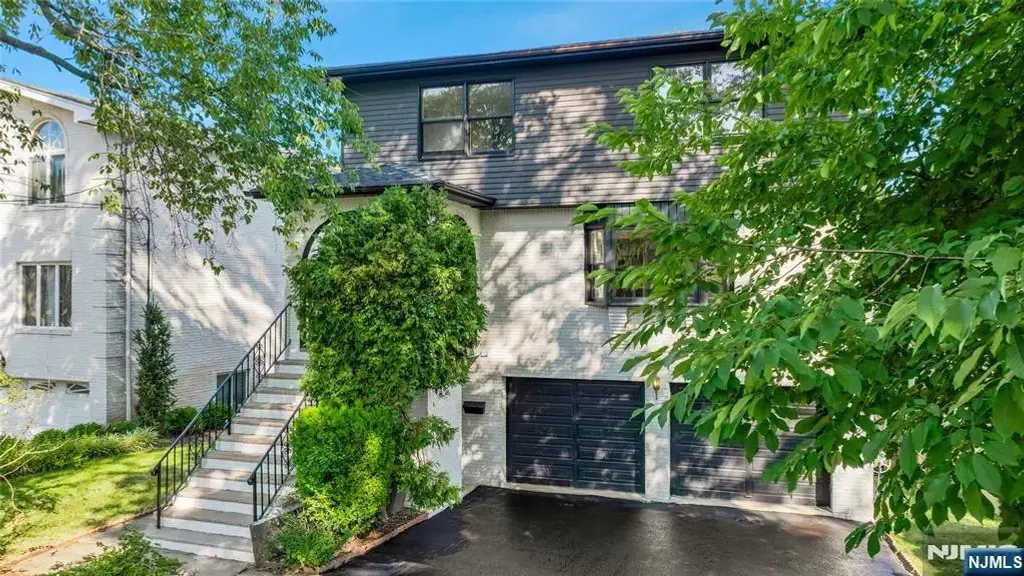 468 Morse Avenue, Ridgefield