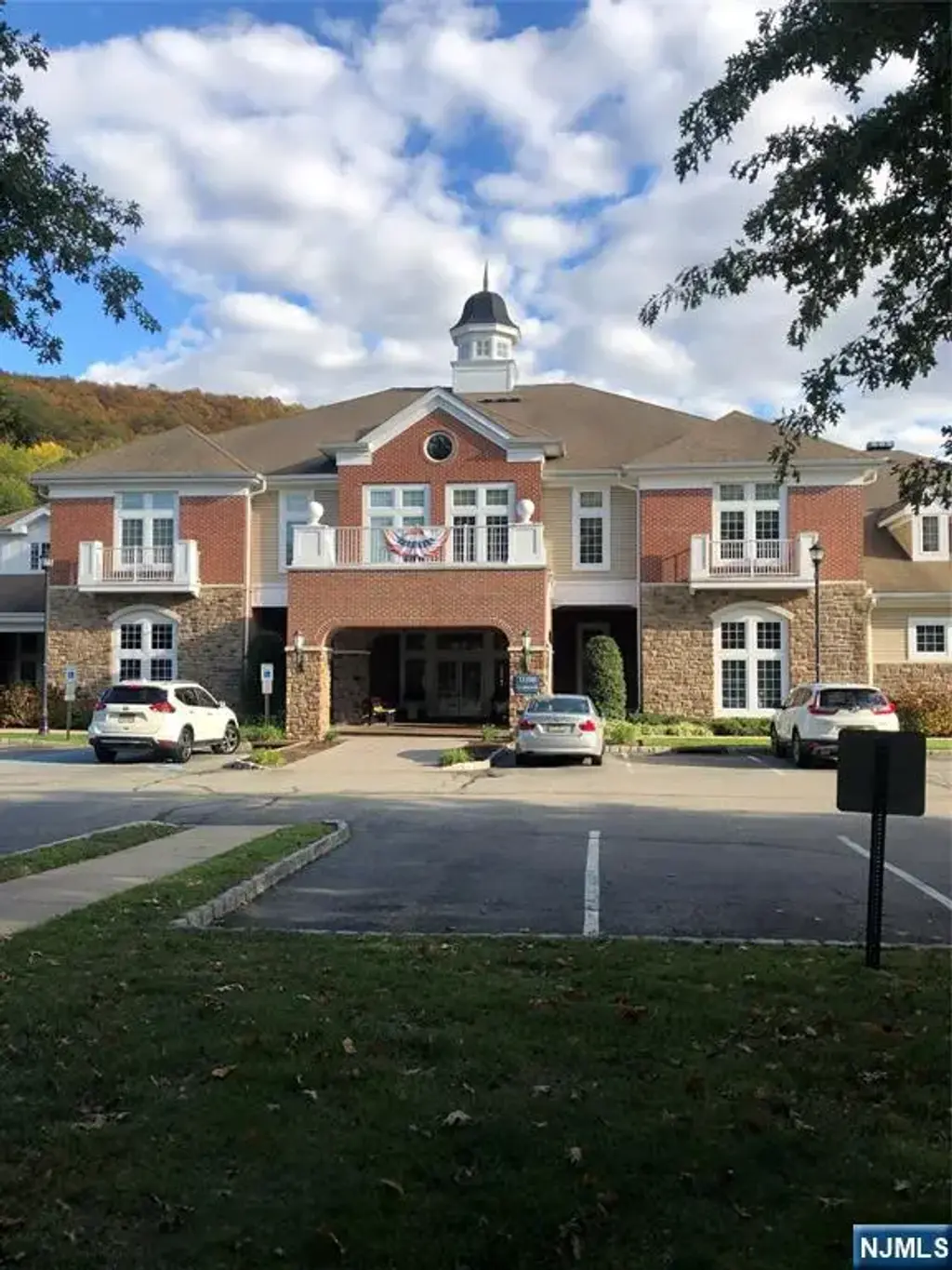 6314 Warrens 6314, Wanaque