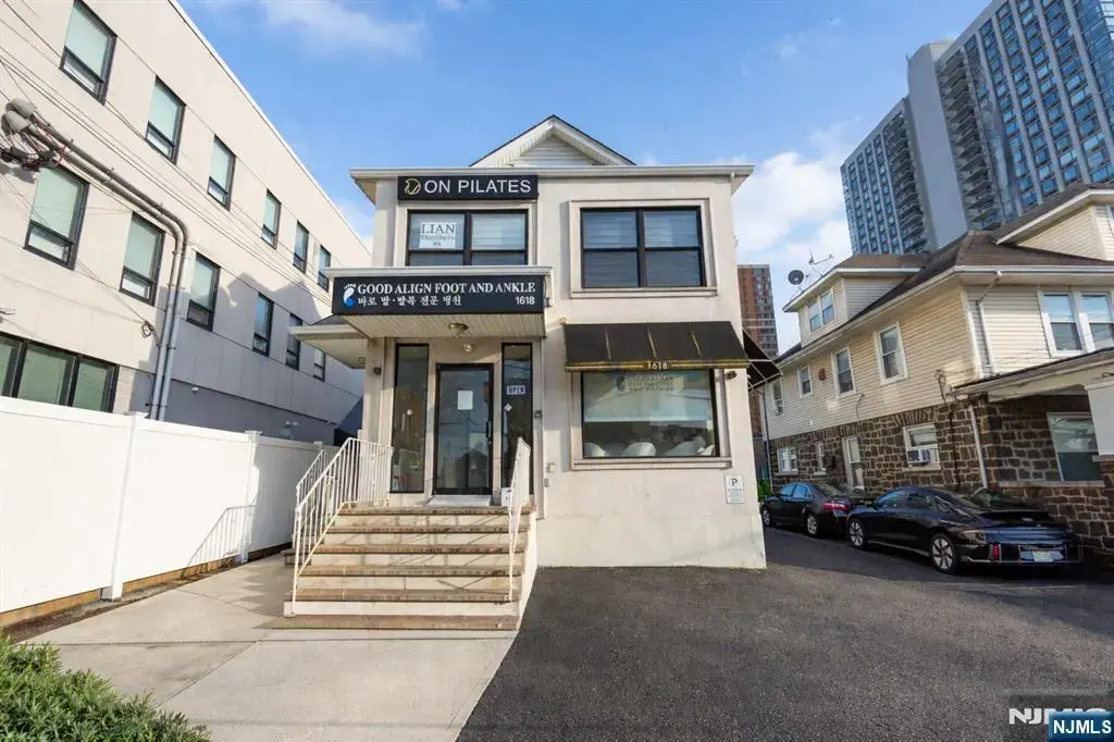 1618 Parker Avenue 2, Fort Lee